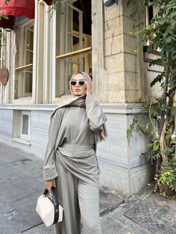 Lale Belden Geçirmeli Oysha Takım - Yeşil