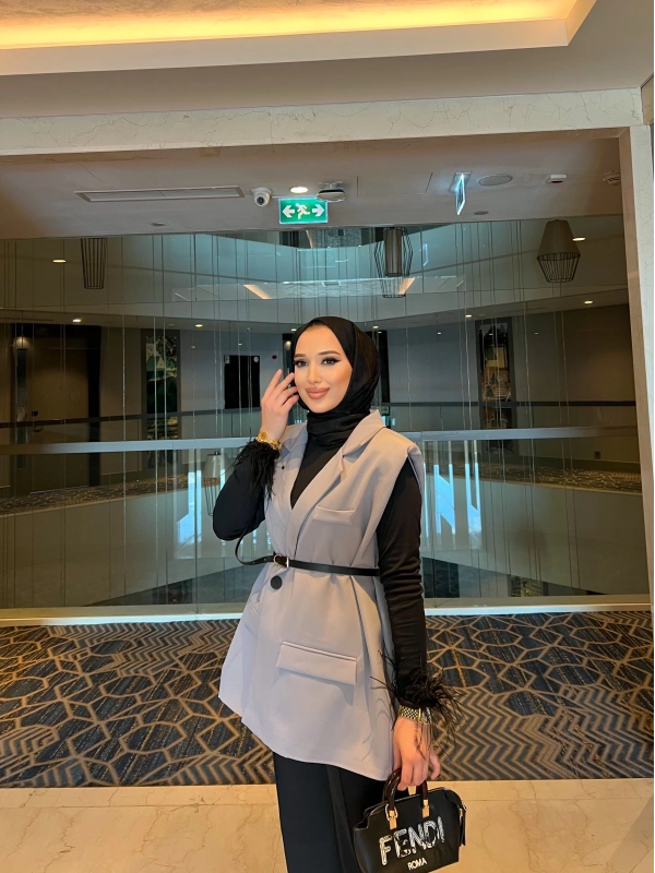 Nes Vatka Detaylı Yelek - Gri