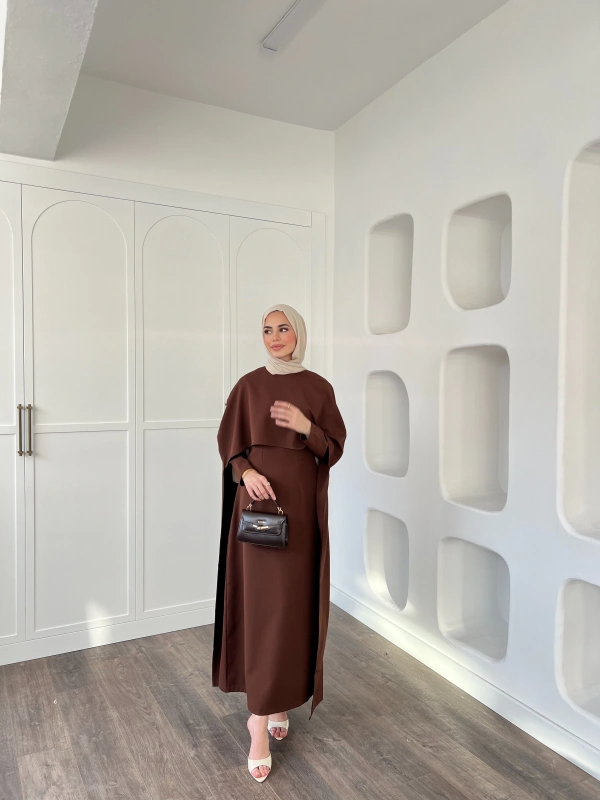 Pelerinli Özge Elbise - Kahve