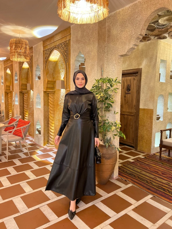 Selvi Deri Elbise - Siyah