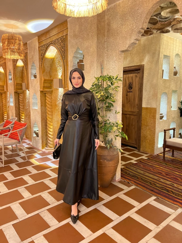 Selvi Deri Elbise - Siyah