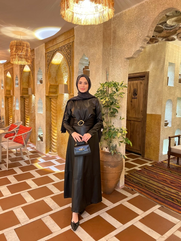 Selvi Deri Elbise - Siyah