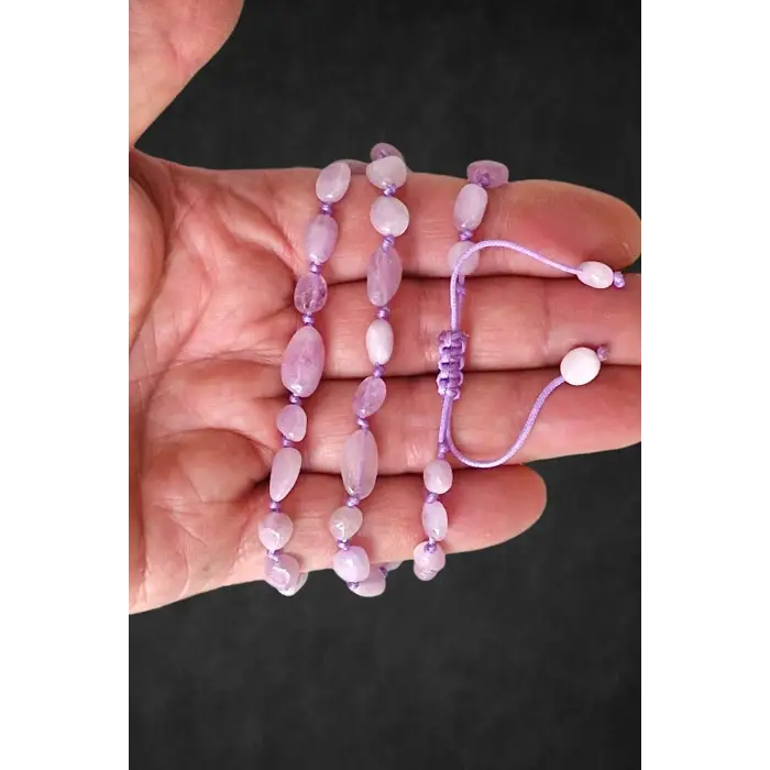 Doğal Kunzit Taşı Makrome Ayarlı Bileklik 326-7