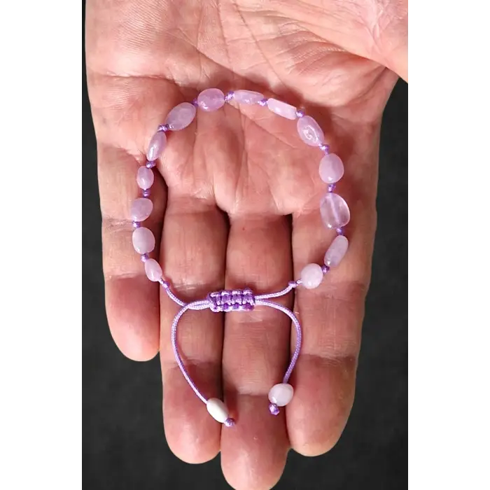 Doğal Kunzit Taşı Makrome Ayarlı Bileklik 326-7