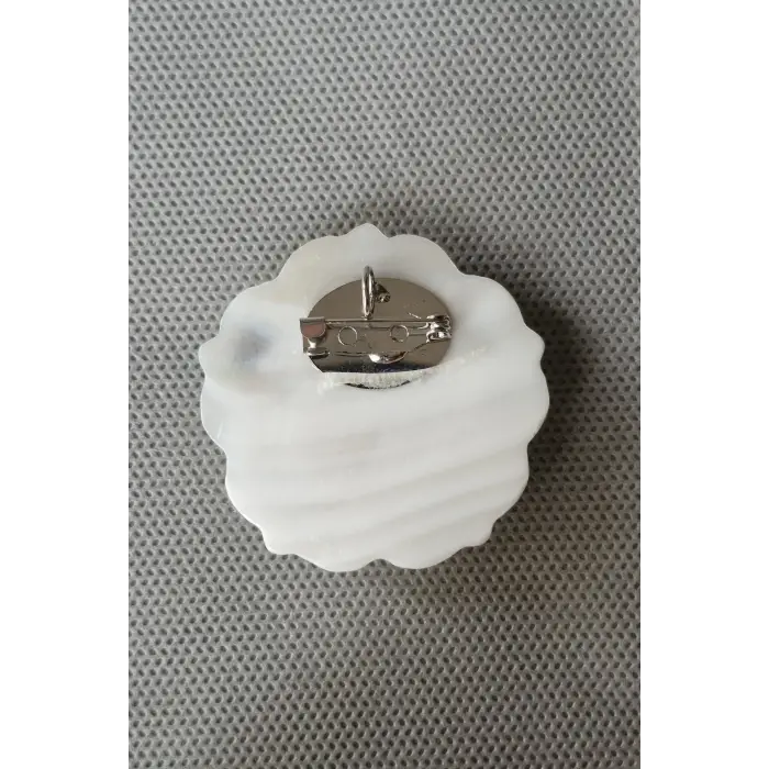 Çiçek Motifi Beyaz Sedef Broş BR10-6
