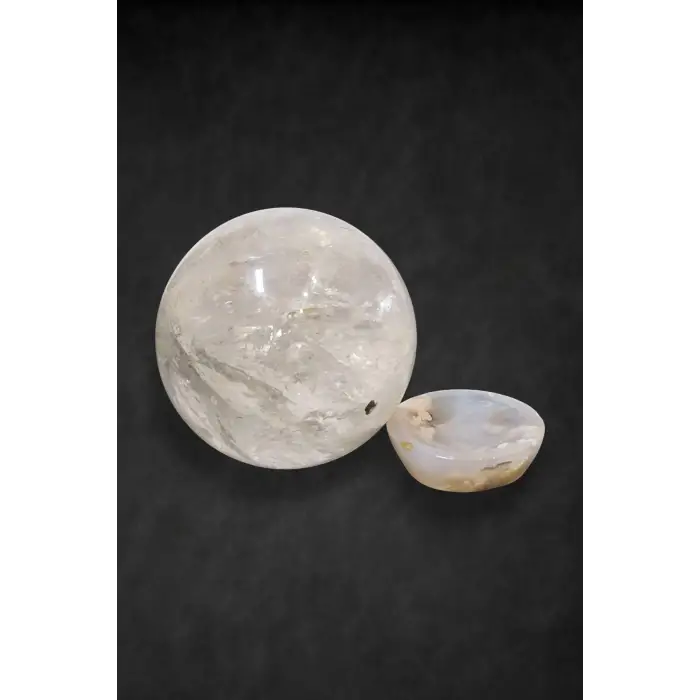 Doğal Kuvars Kristali 9Cm Medyum Küresi 31MK