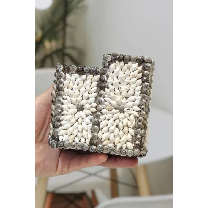 Gerçek Deniz Kabuklarından Yapılmış Masaüstü Kalemlik K8