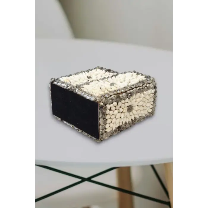 Gerçek Deniz Kabuklarından Yapılmış Masaüstü Kalemlik K8