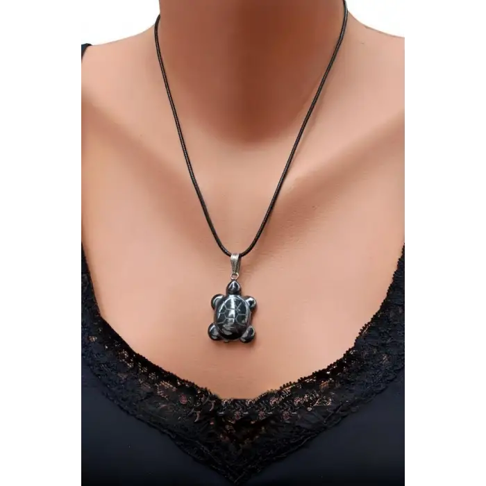 Kaplumbağa Figürü Hematit Kolye 127-2