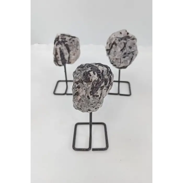 Kuvars İçinde Siyah Turmalin Dekoratif Parça 30-3