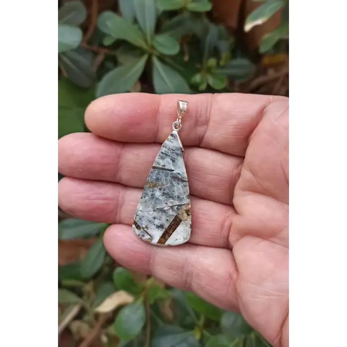 Nadir Bulunan Astrofilit Taşı Gümüşlü Kolye Ucu Astrophyllite 400-24