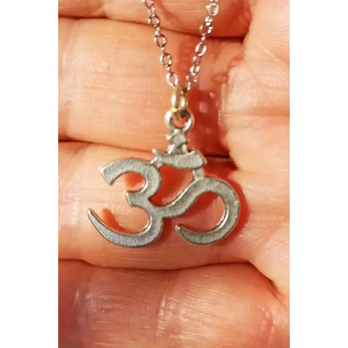 Om Ohm Sembolü Metal Kolye 676