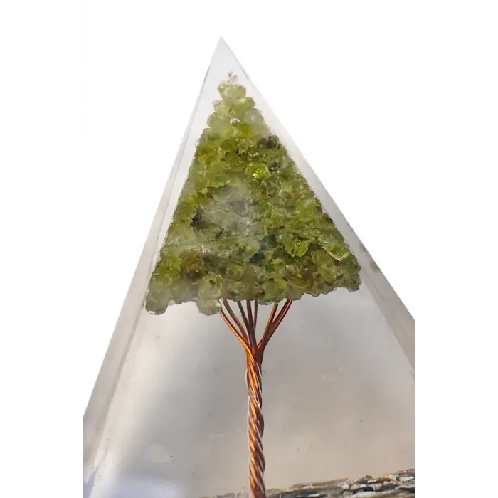 Orgonit Piramit Turmalin Ve Peridot Taşlı 32OP