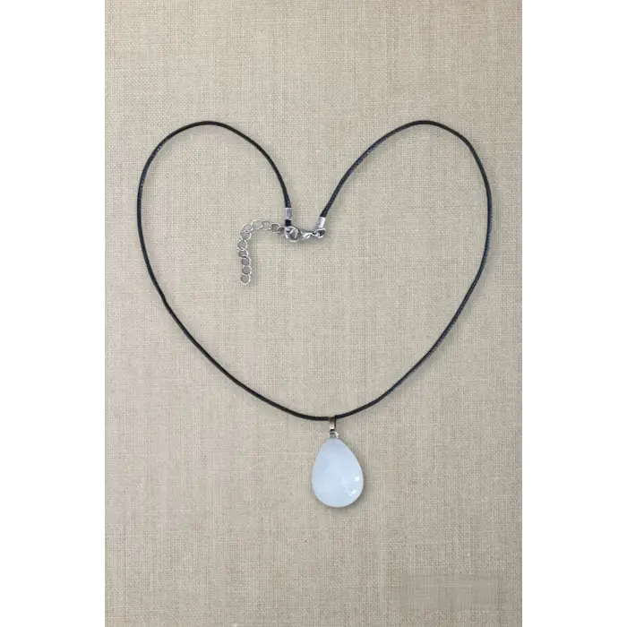 Süt Kuvars Deri İpli Kolye 454-1