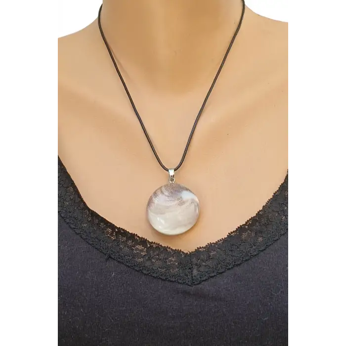 Yuvarlak Kesim Yılancık Taşı Büyük Boy Kolye Operculum 320-3