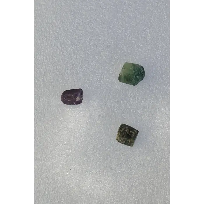 Zümrüt, Yakut, Safir Doğal Parçalar 531-3P