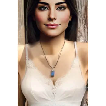 Işıltılı Labradorit Kolye 326-4