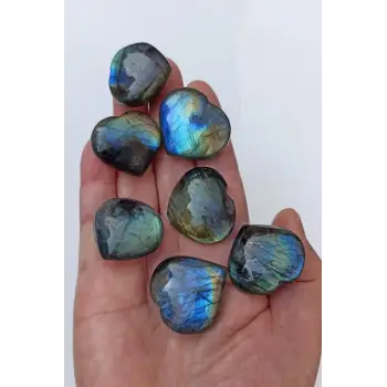 Kalp Kesim Işıltılı Labradorit 352