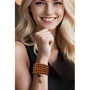 Kolye ve Bileklik Olarak Kullanılan 108 Mala Sandal Ağacı 236