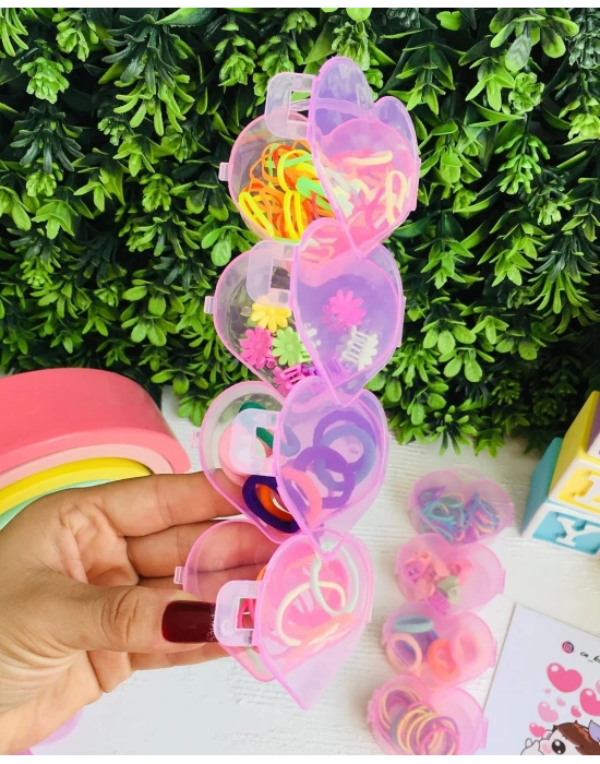 4 Bölmeli Kalpli Toka Kutusunda Tokalar