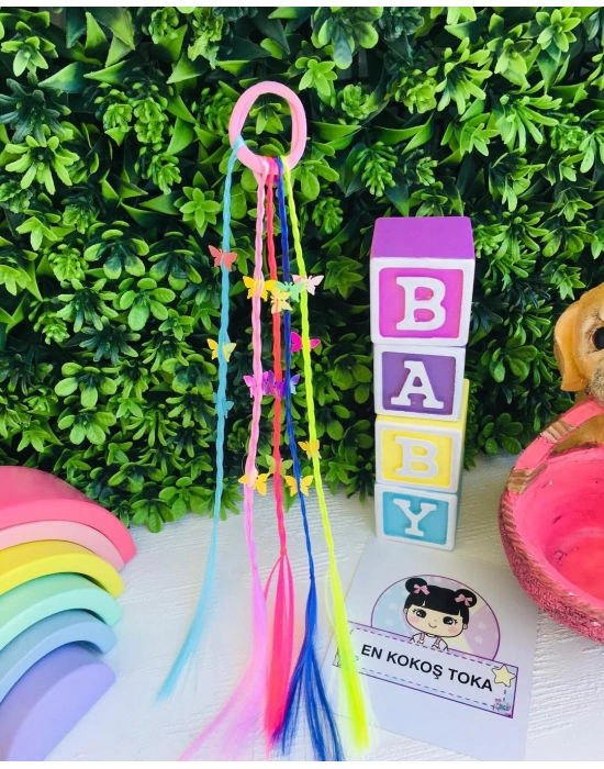 Kelebek Figürlü Yapay Saç