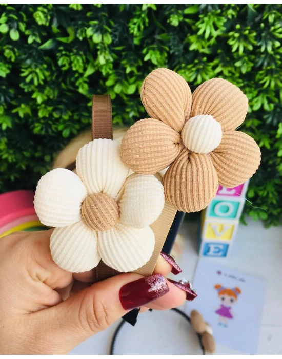 Dolgu Çiçekli Taç