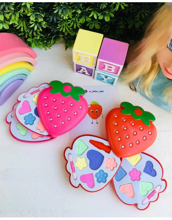 Gerçek Sürülebilir Makyaj Seti