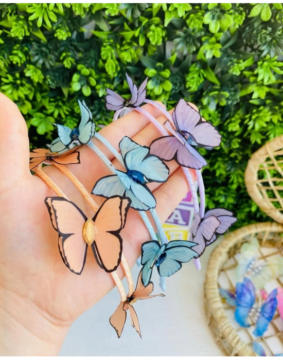 Kelebek Desenli Taç