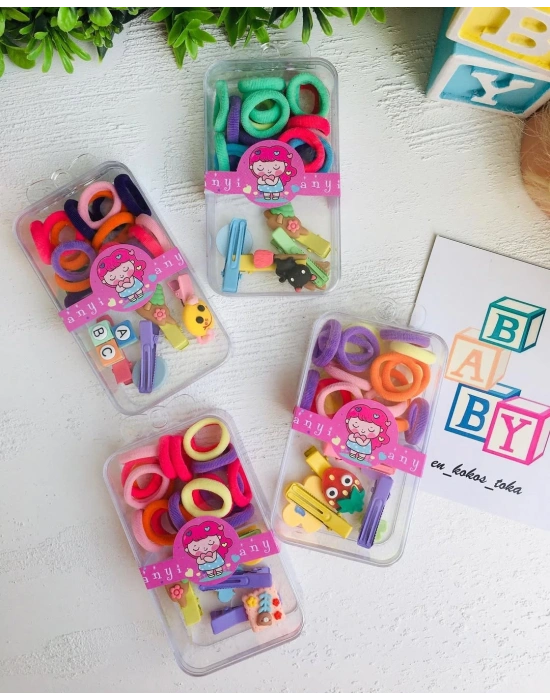 Klips Ve Havlu Lastik Tokalarla Dolu Kutu