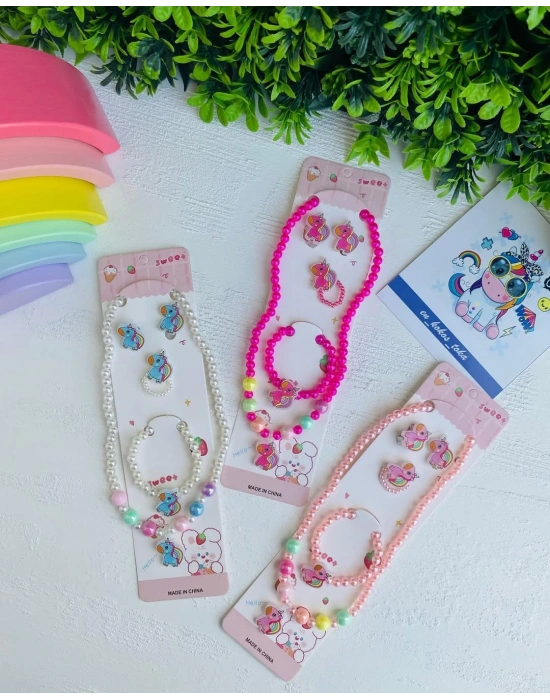 Kolye & Küpe & Yüzük & Bileklik Seti