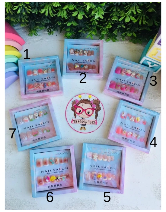 Objeli Çocuk Takma Tırnak