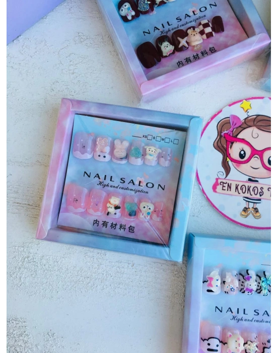 Objeli Çocuk Takma Tırnak