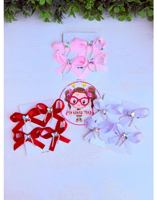 Örgü Aralarına Çok Yakışan Aksesuar