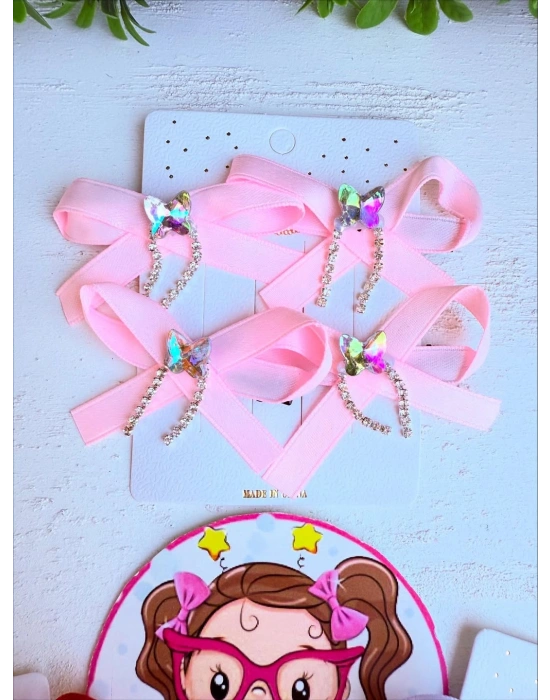 Örgü Aralarına Çok Yakışan Aksesuar