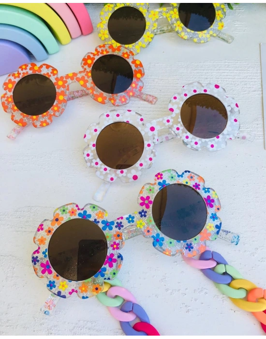 Papatya Desenli Gözlükler