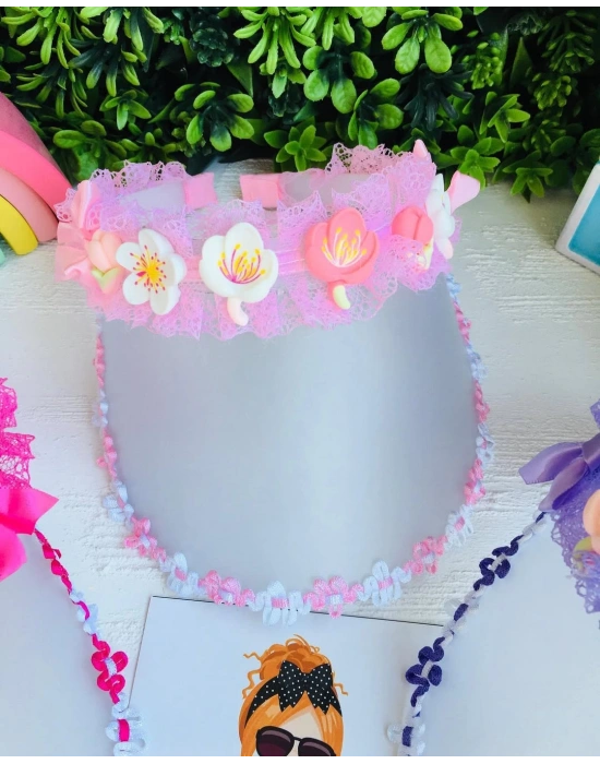 Çiçek Detaylı Şapka