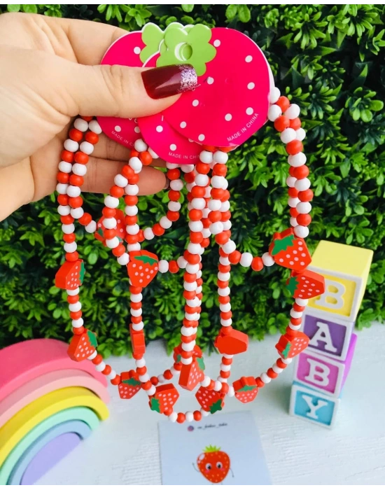 Tahta Boncuk Çilek Kolye