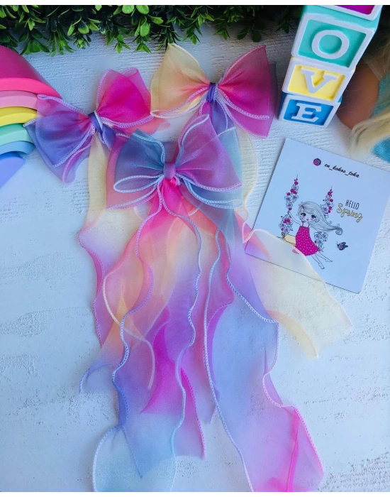 Uzun Kuyruklu Gökkuşagı Fiyonklar