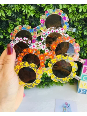 Papatya Desenli Gözlükler