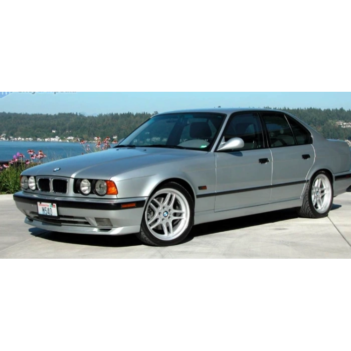 BMW E34 ÖN TAMPON M TECH VERSİYON