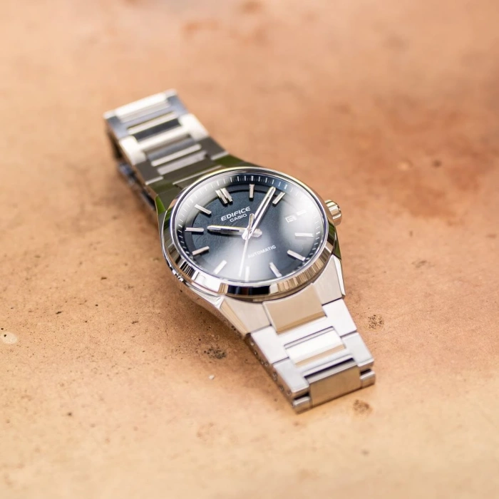 Casio Edifice EFK-110D-2ADR Otomatik Erkek Kol Saati