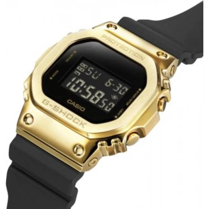 Casio G-Shock GM-5600UG-9DR Siyah Sarı Renk 20 ATM Su Geçirmez Yeni Analog Dijital Çelik Kasa Erkek Kol Saati