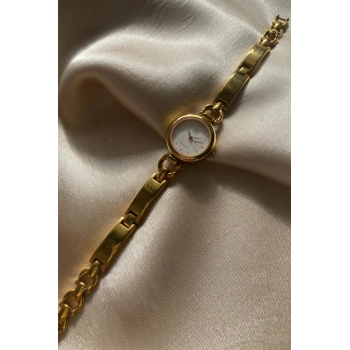 Q&Q Altın Sarısı Çelik Özel Tasarım Kordon Dikdörtgen Küçük Vintage Kadın Kol Saati