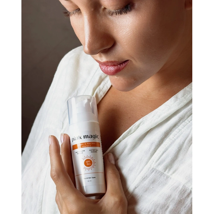 Leke Karşıtı & Aydınlatıcı Yüz Güneş Kremi / SPF 50+