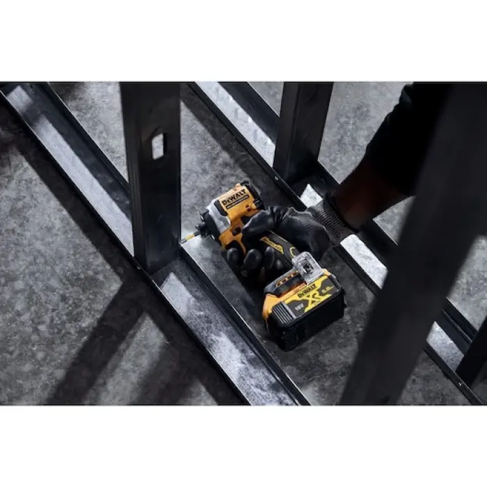 Dewalt DCF850P2T 18V 5 Ah Çift Akülü Darbeli Vidalama Makinesi