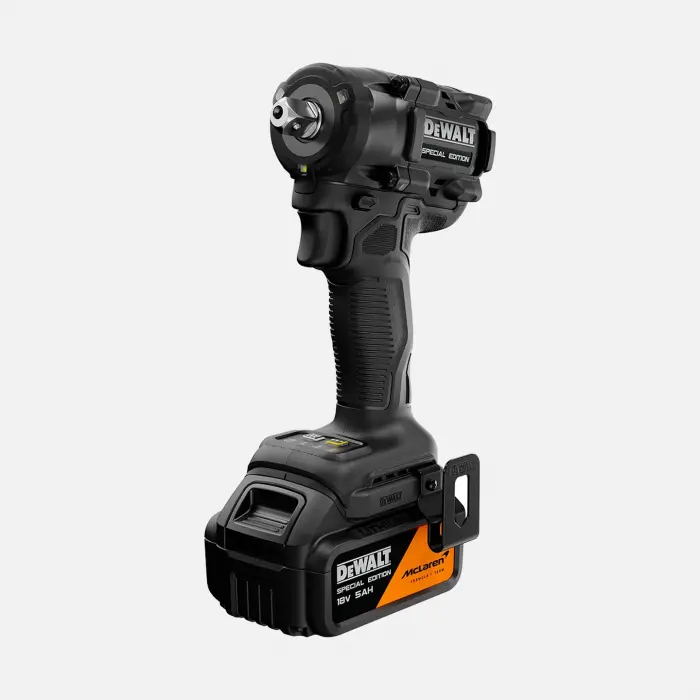 Dewalt Dcf92Mp2T-Qw Mclaren 1/2 Kompakt Somun Sıkma + 2X5Ah Akü Set
