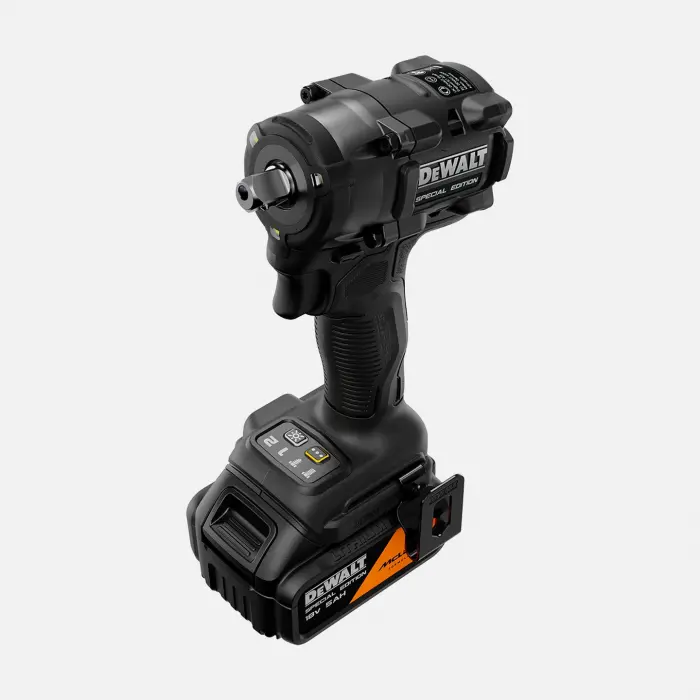 Dewalt Dcf92Mp2T-Qw Mclaren 1/2 Kompakt Somun Sıkma + 2X5Ah Akü Set