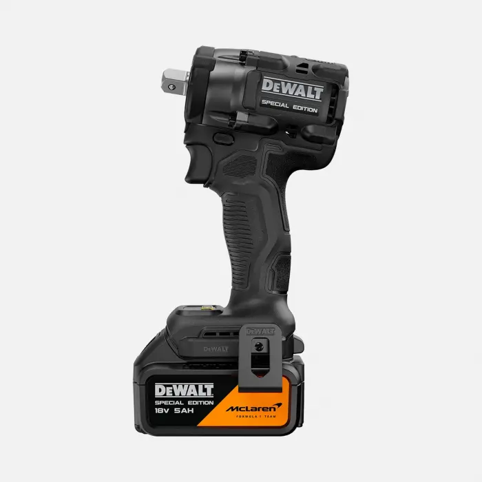 Dewalt Dcf92Mp2T-Qw Mclaren 1/2 Kompakt Somun Sıkma + 2X5Ah Akü Set