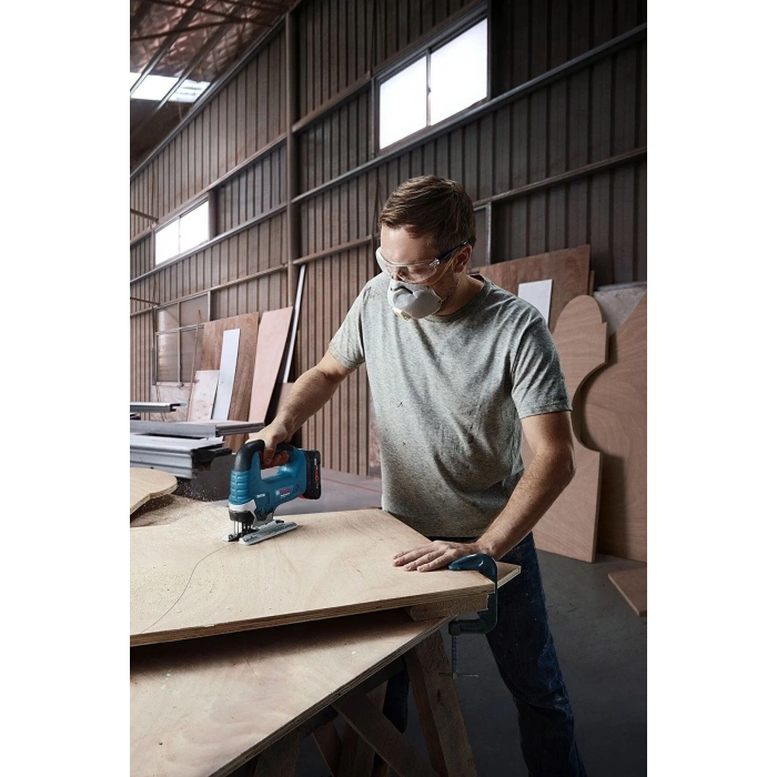 Bosch Professional Gst 185-LI 4 Ah Çift Akülü Dekupaj Testere 06015B3024