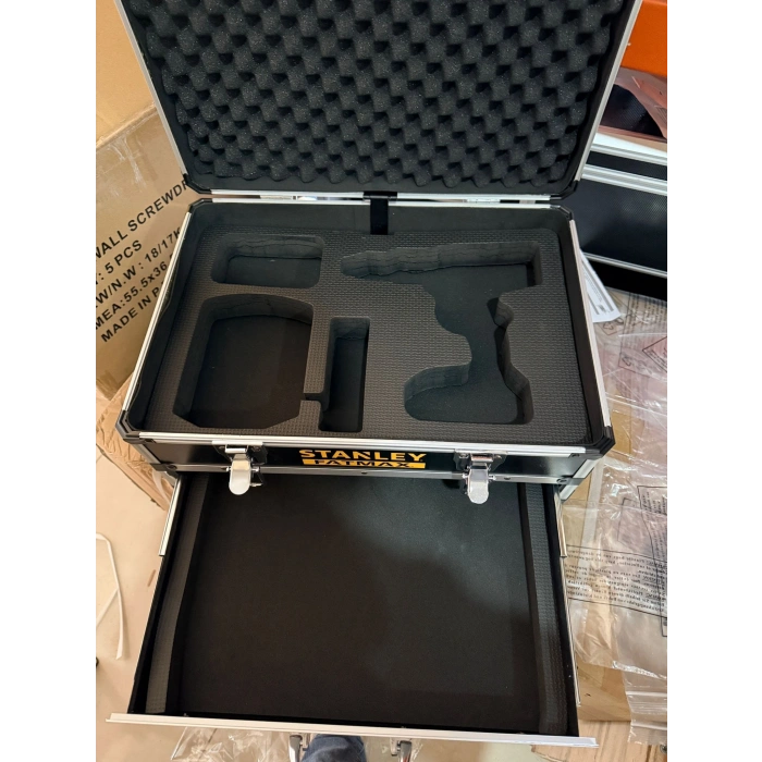 Stanley FatMax Alüminyum Takım Çantası – Dayanıklı, Şık ve Güvenli Saklama Kutusu